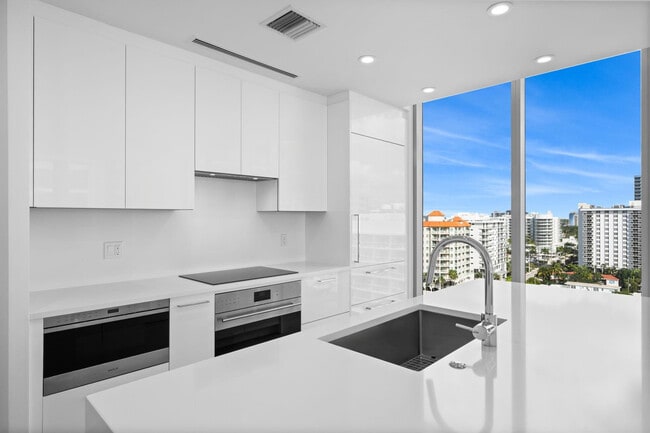 Photo - 153 N Seabreeze Blvd Unit 1005-S