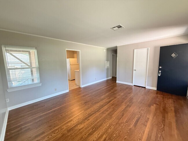 Photo - Near the University 2 bedroom Duplex With Private yard