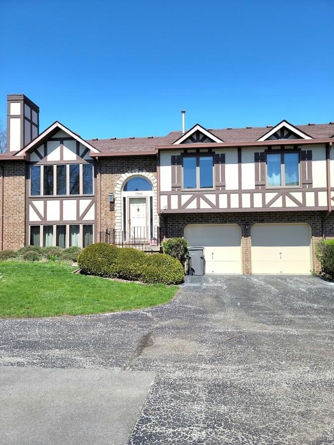 Photo - 9234 Windsor Pky Townhome