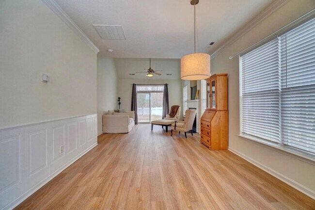 Photo - 3 Bedroom Townhouse in North Suffolk