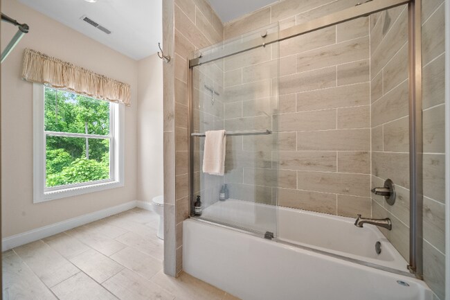 Photo - 327 E Holly Ridge Rd