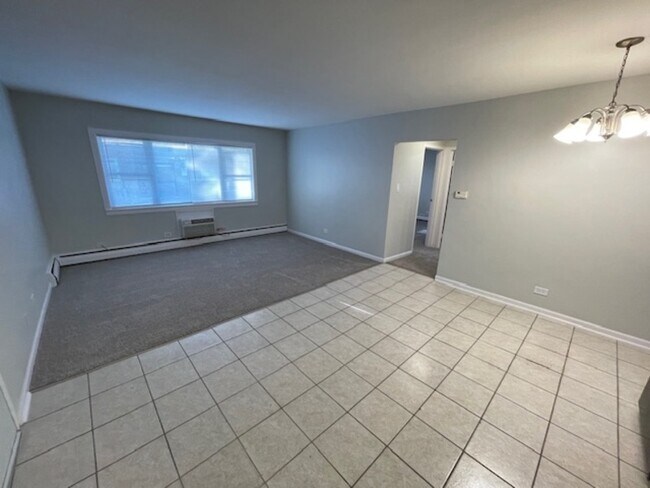 Photo - 7 N Dryden Pl