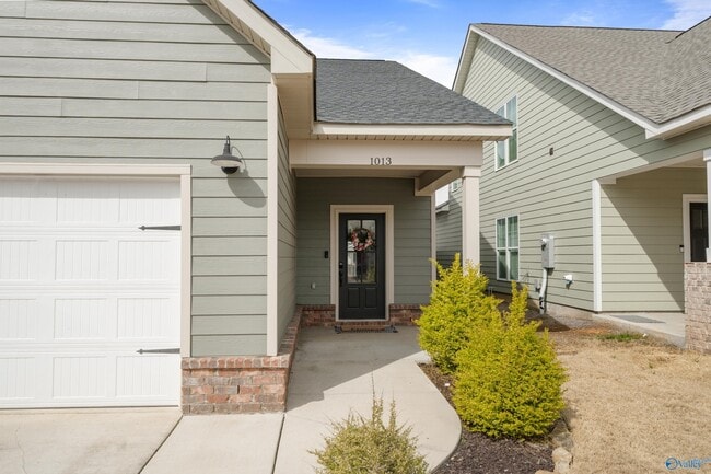 Photo - 1013 Highgrove Hts NW