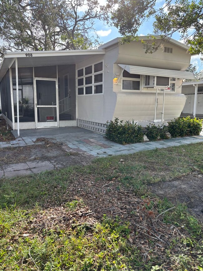 Vintage 1 Bed, 1 Bath Mobile Home in Pic T... - Vintage 1 Bed, 1 Bath Mobile Home in Pic T...