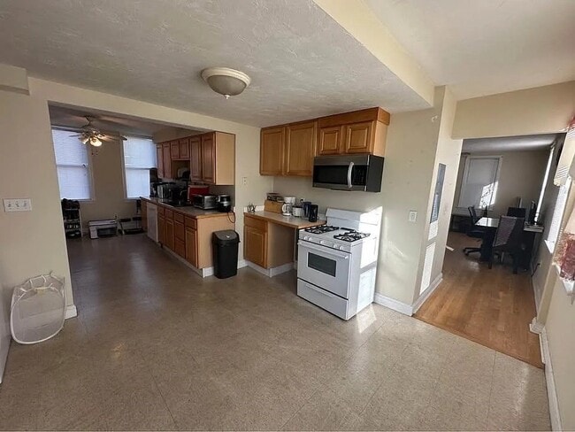 Photo - 150 Sumner St Unit 1