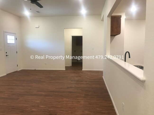 Photo - 101 Countryside Wy