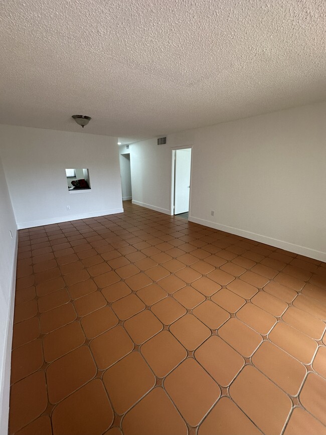 Photo - 7703 Camino Real