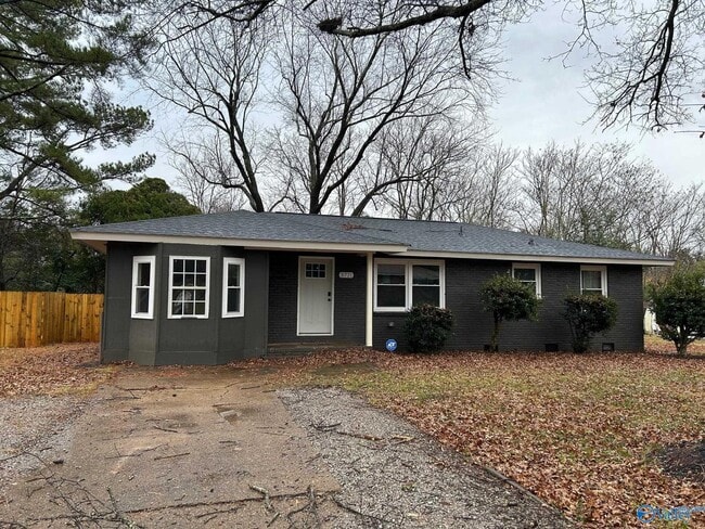 Building Photo - 3721 Broadmor Rd NW