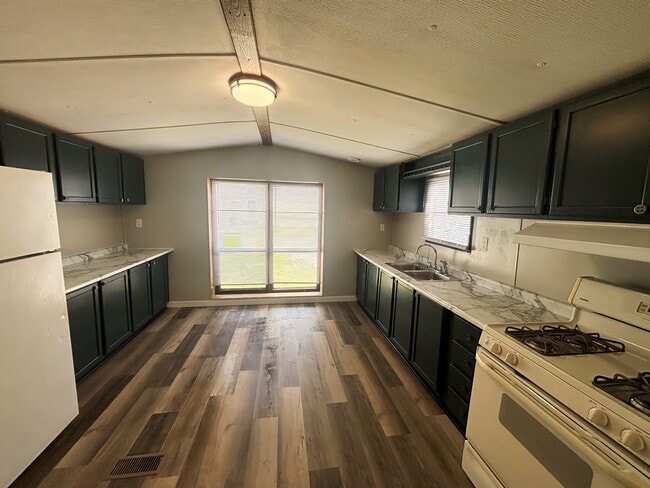 Building Photo - 508 Timber Ridge Ln