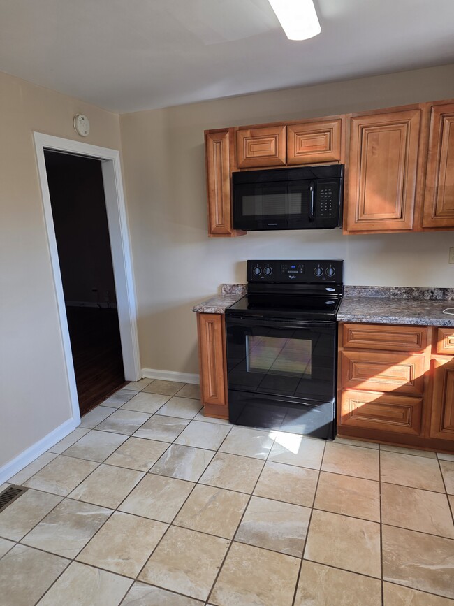 Photo - 3009 Sunnyview Dr