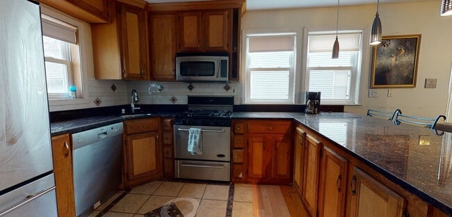 Photo - 17 Holman St Unit 1