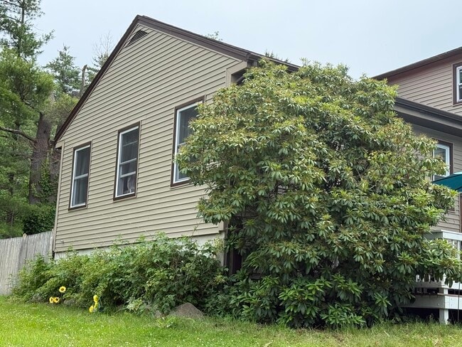 Building Photo - 5 Walnut Hill Rd