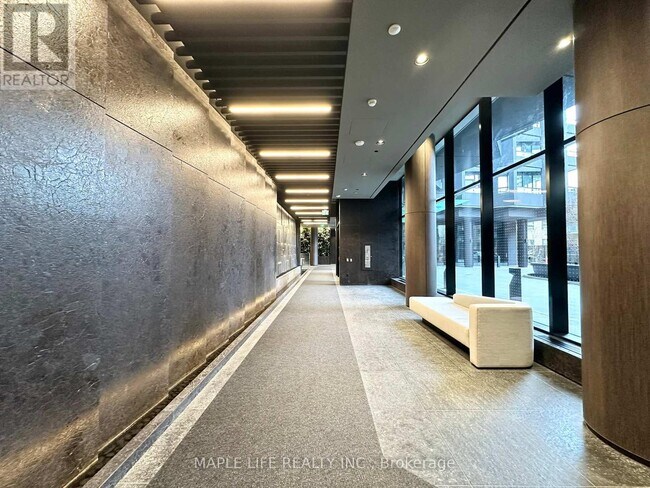 Photo - 110 Broadway Ave Unité 2703