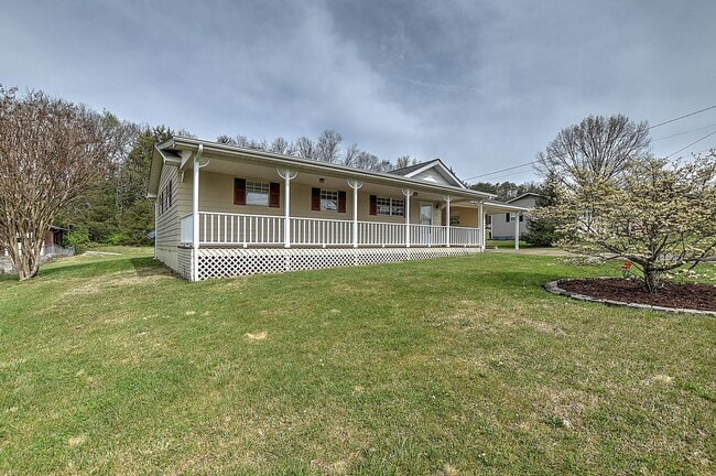 Photo - 307 Cypress St