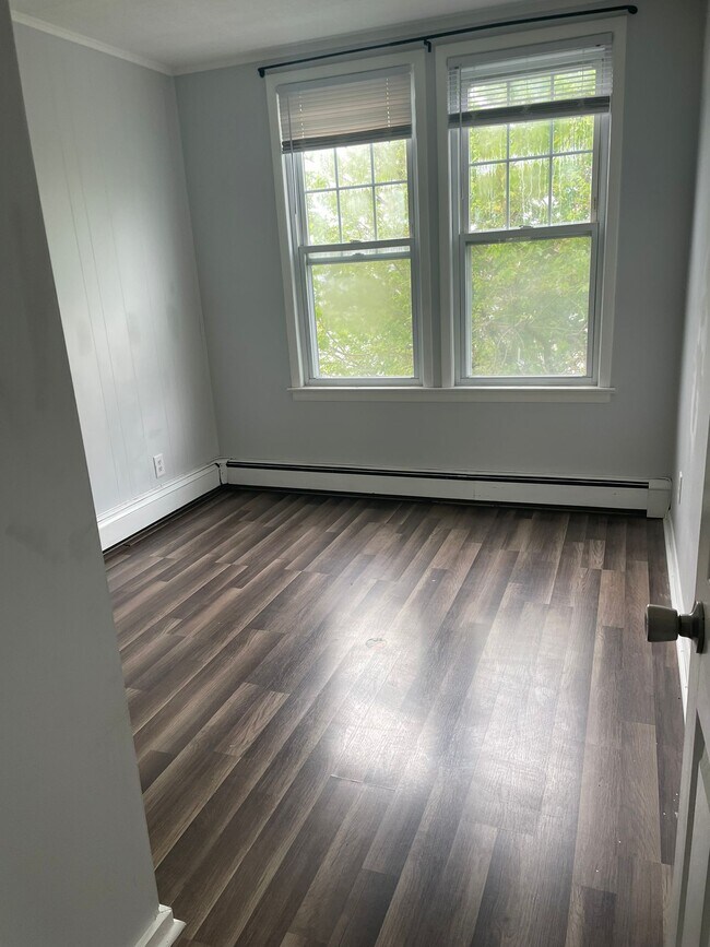 Photo - 7 Story Ct Unit 3