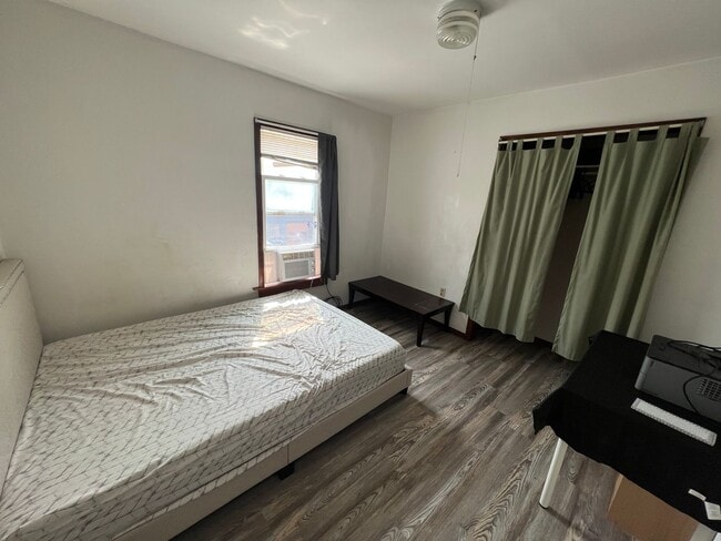 234 Grand Ave Unit 4