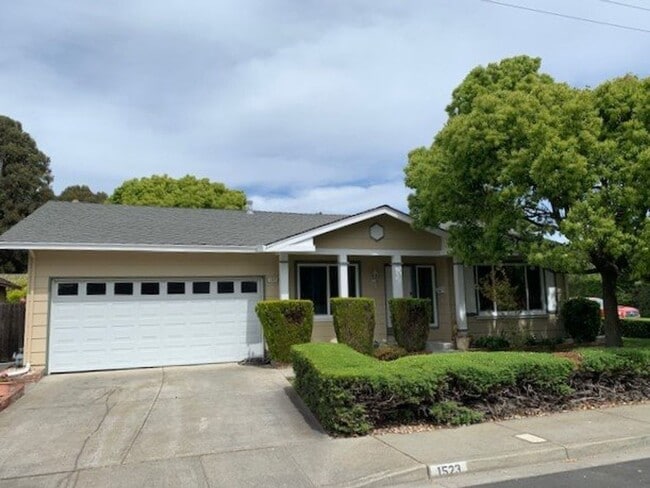 Building Photo - Pleasanton Valley, Pleasanton, 3 Bd. Retreat, 2 Ba., Near Downtown and Top Schools