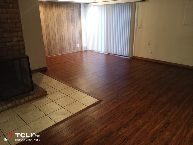 Photo - 4377 Doncaster Dr Townhome