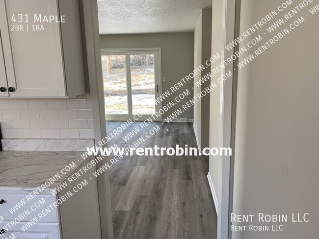 Photo - 431 Maple-