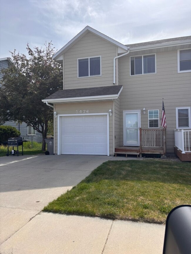 Photo - 3 BED | 2.5 BATH | SINGLE GARAGE | RAPID VALLEY