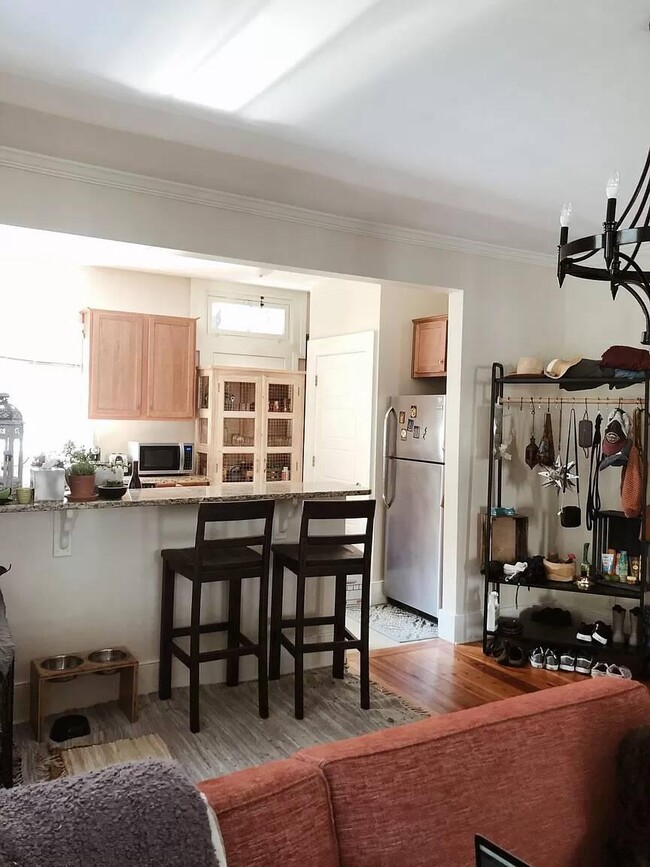 Photo - 9 Gadsden St