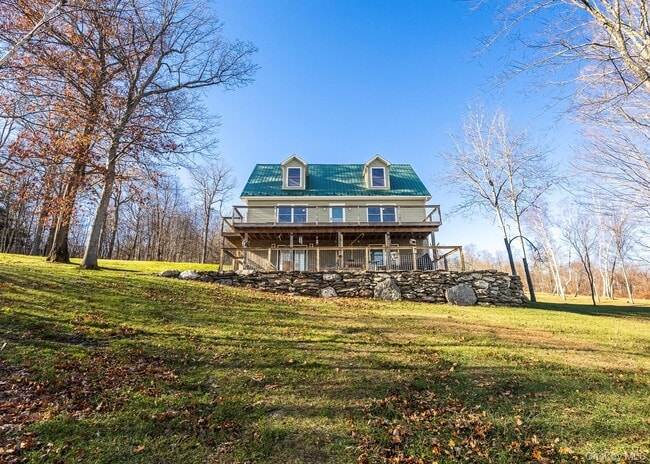 Photo - 641 Smithfield Rd