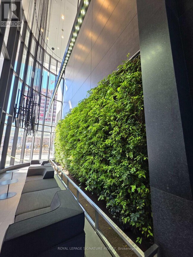 Photo - 12 Bonnycastle St Unité 724