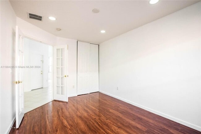 Photo - 15687 SW 53rd St