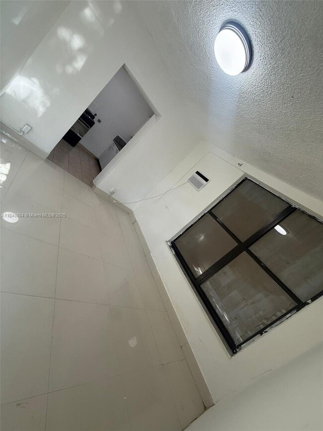 Building Photo - 14800 NW 2nd Ave Unit C Rental