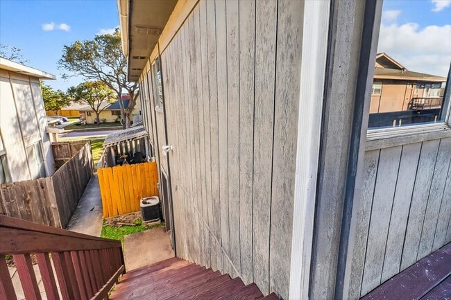 Photo - 6118 Hidden Cove