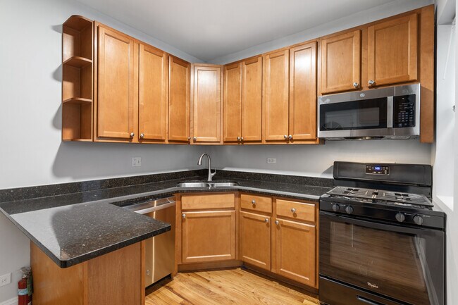 Photo - 7322 N Damen Ave Unit 3