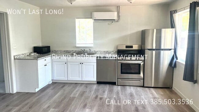 Photo - 664 28th St Apartment
