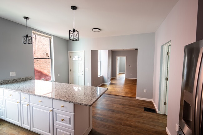 Photo - 411 Hodge St