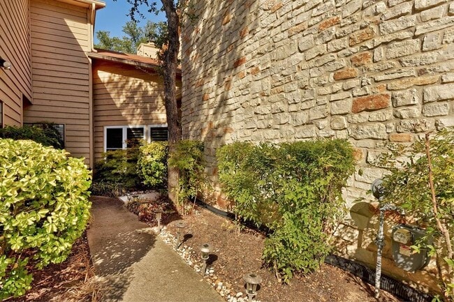 Photo - 8518 Fathom Cir Unidad 110