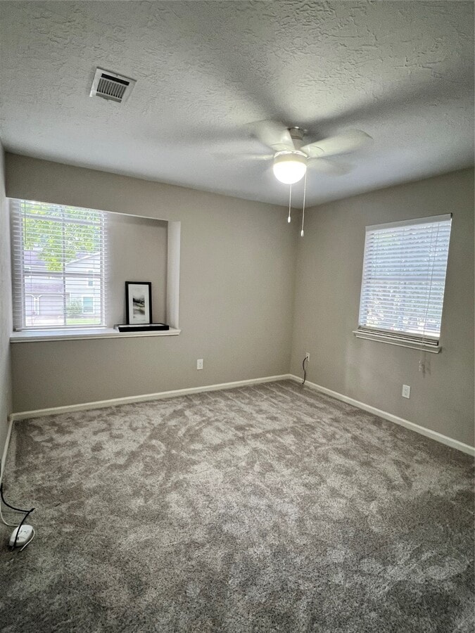 Photo - 5 Spurwood Ct