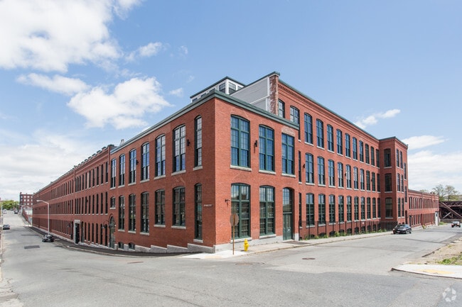 Junction Shop Lofts