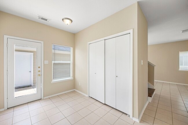 Building Photo - 6158 Settlers Lake Cir E