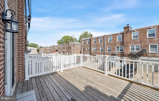 Photo - 306 Pine St