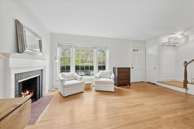 Photo - 310 Jackson Ave