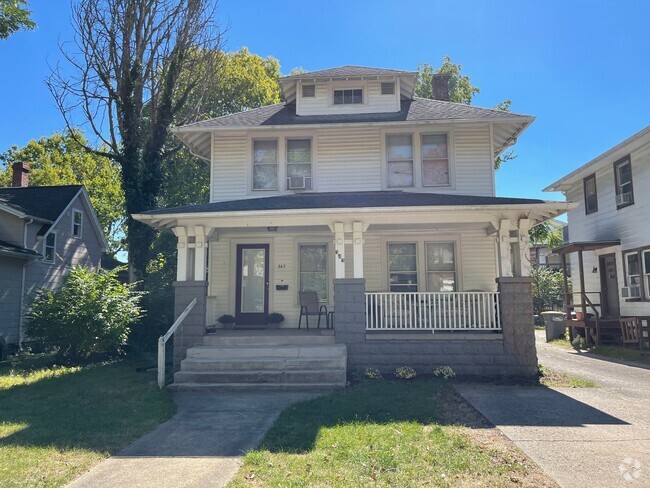 Building Photo - 343 Sylvia St Unit 1 Rental