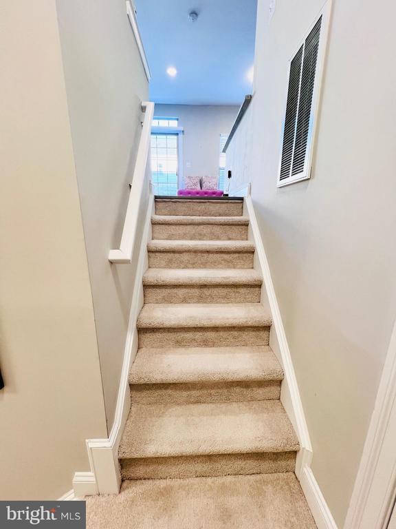 Photo - 46375 Pryor Square