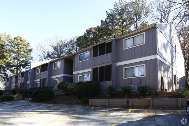Parkwood Village - Parkwood Village Apartments