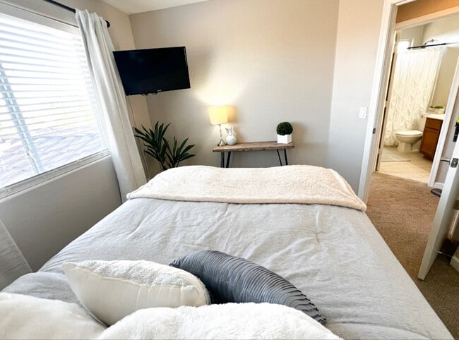 Photo - 2719 W Angel Way