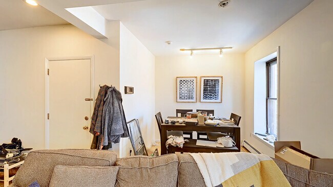 Photo - 36 Symphony Rd Unit 3A