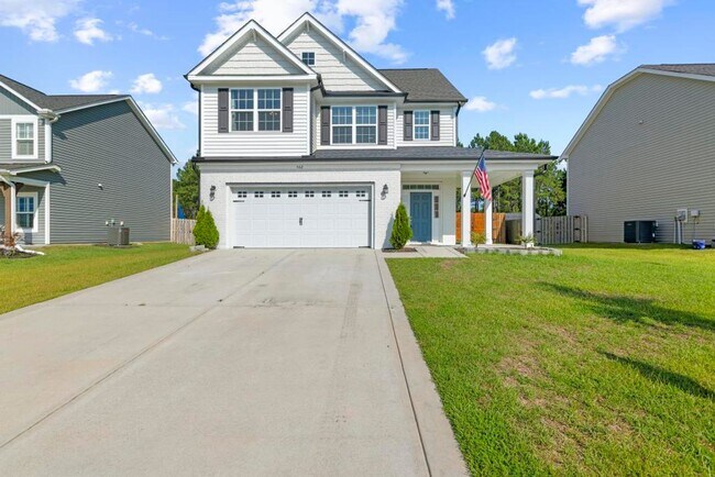 Building Photo - Open-Concept Living with Main-Level Primary Near Stone Bay