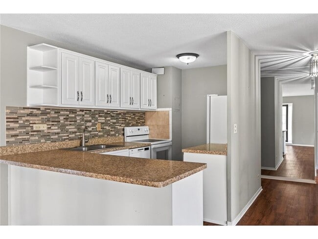 Photo - 19 S 1st St Unidad B407