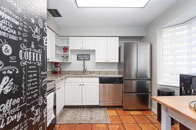 Photo - 13460 Old Englishtown Rd