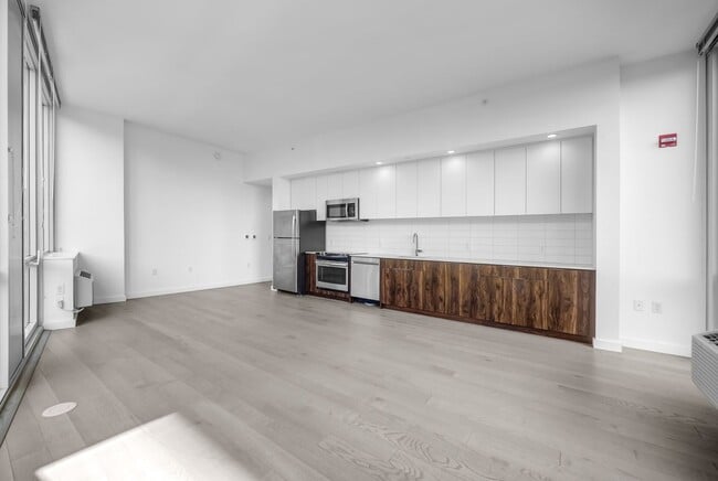 Building Photo - 771 Jackson St Unit 640