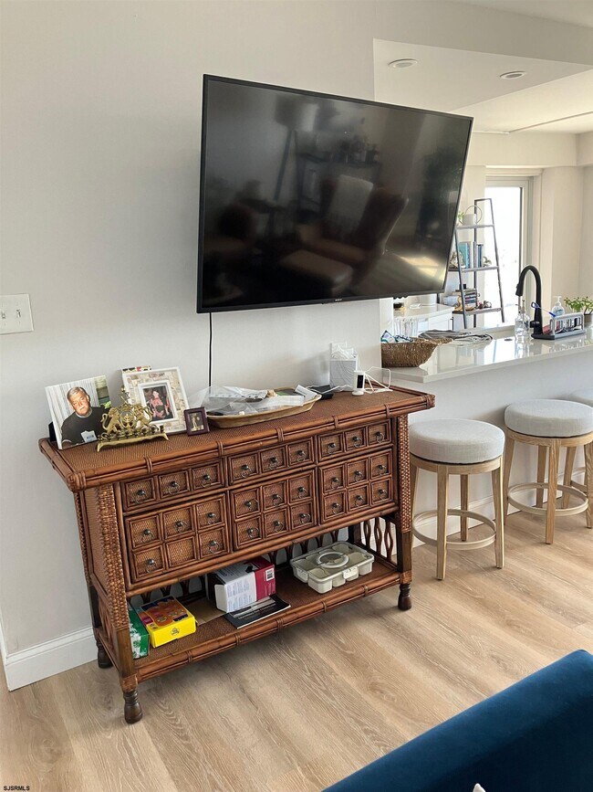 Photo - 6101 Monmouth Ave Unit 901