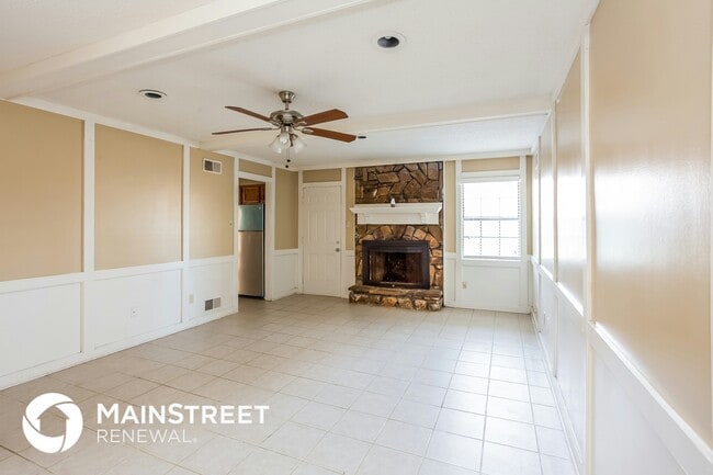 Photo - 6994 Oakland Chase